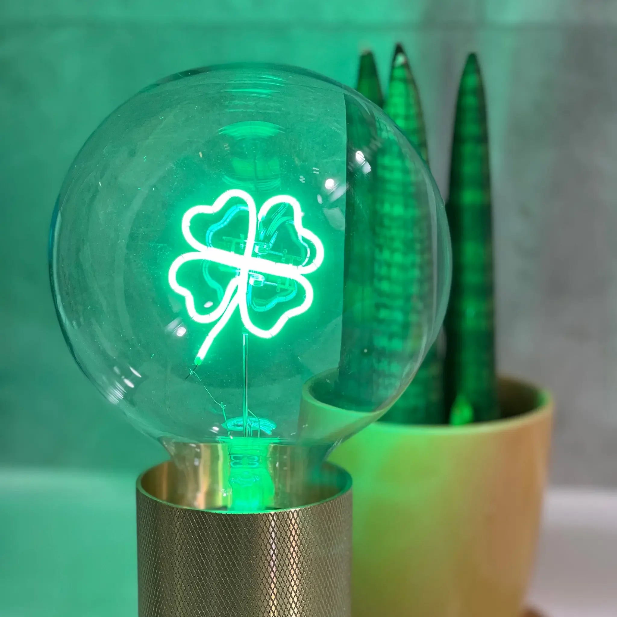 „Clover“ Kabel LED Deko-Glühbirne – Stimmungsbild