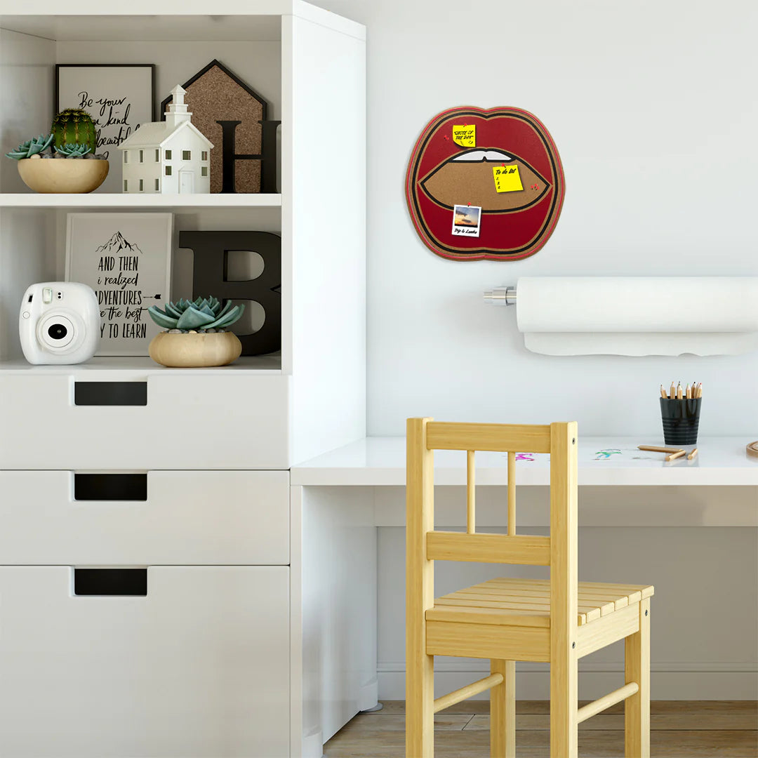 "Mund" LED Neon Schild - Leuchtende Pinnwand mit rotem Neon-Mund und Korkhintergrund