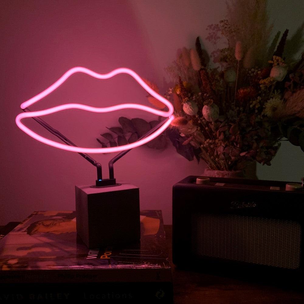 "Lippen" Glas Stand-Neon - TOM NEON