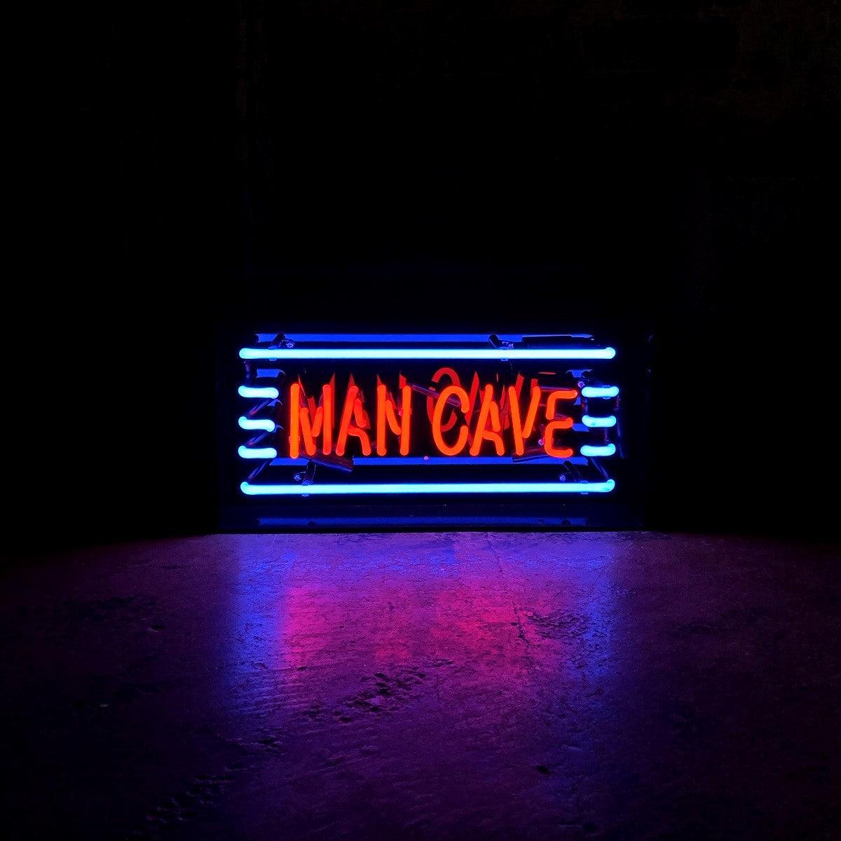 "Man Cave" Glas Neon Box - TOM NEON