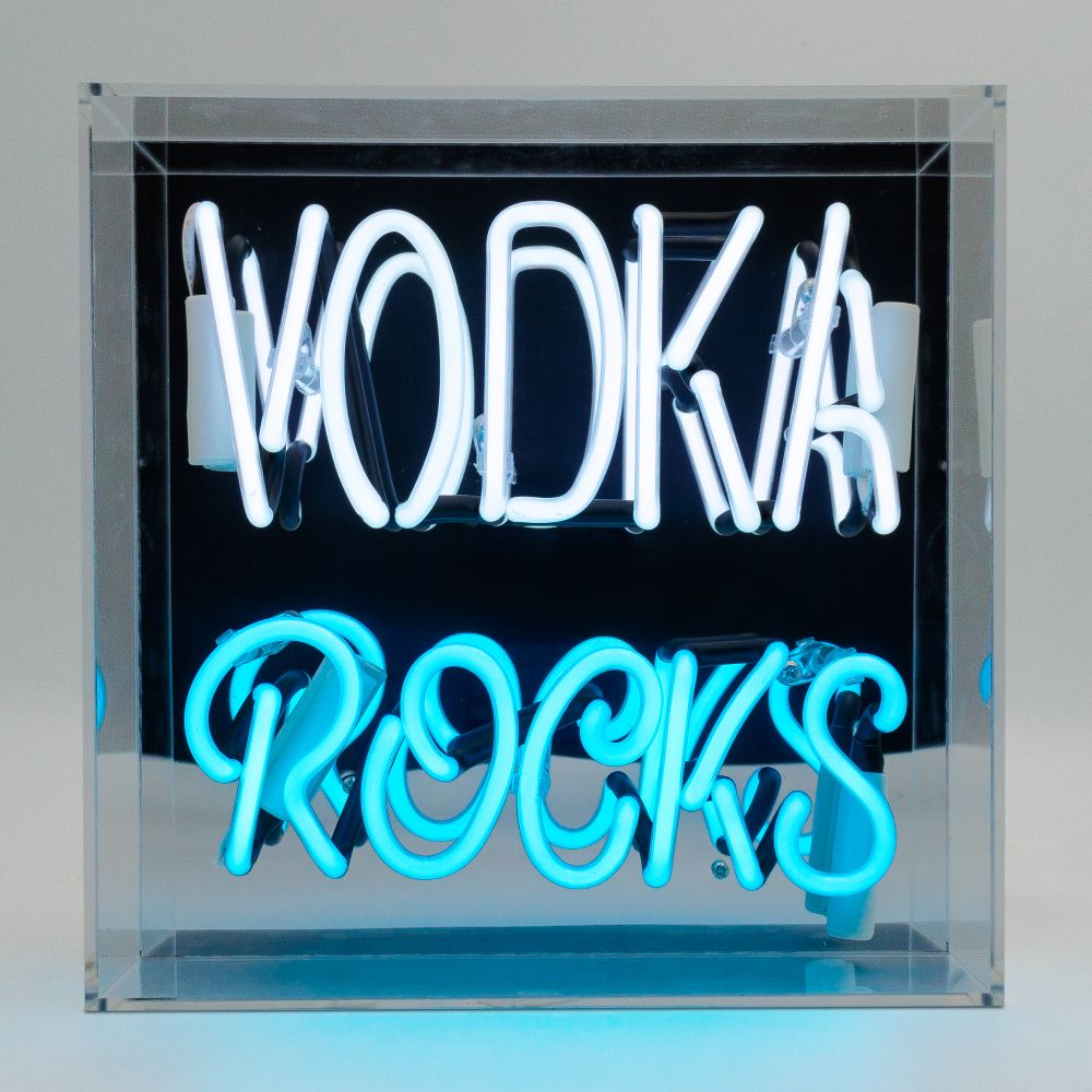 Vodka Rocks Glas Neon Box | Cooles Neon Schild für stilvolle Drinks & starke Statements