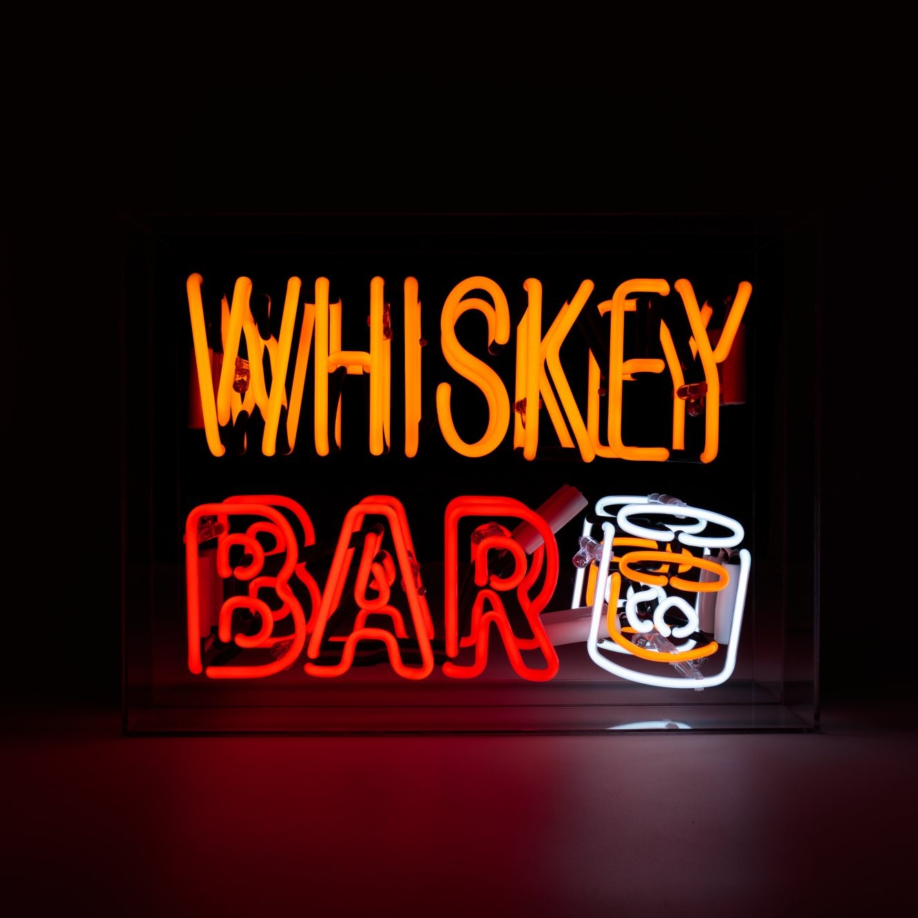 Whiskey Bar Glas Neon Box | Leuchtendes Neon Schild für stilvolle Genussmomente