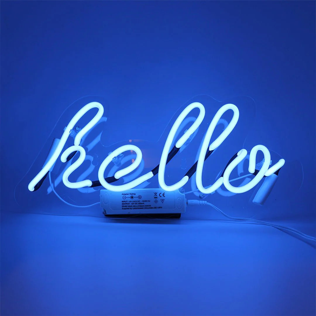 "Hello" Glas Wand Neon Schild – Stilvolle Begrüßung für moderne Wandgestaltung