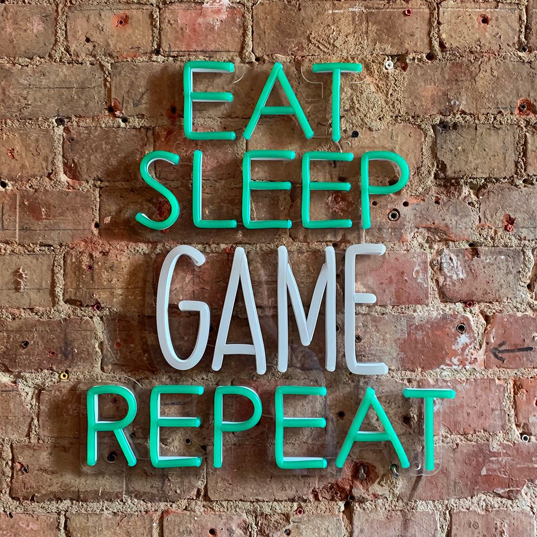 "Eat Sleep Game Repeat" LED Neon Schriftzug für Gamer