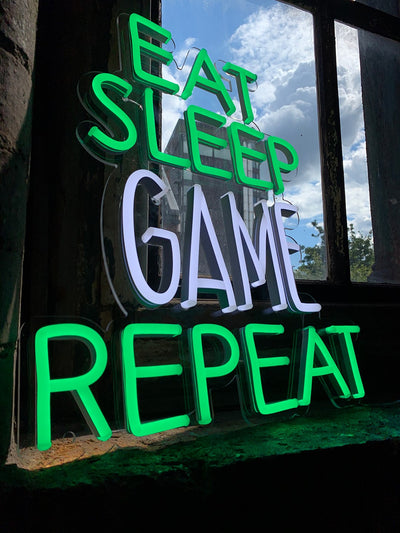 "Eat Sleep Game Repeat" LED Neon Schriftzug für Gamer