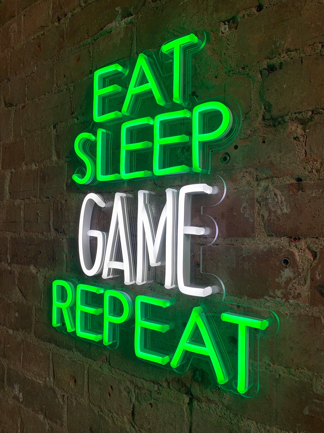 "Eat Sleep Game Repeat" LED Neon Schriftzug für Gamer