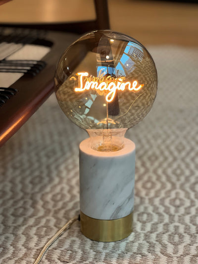 "Imagine" LED Deko-Glühbirne – Botschaftsleuchte