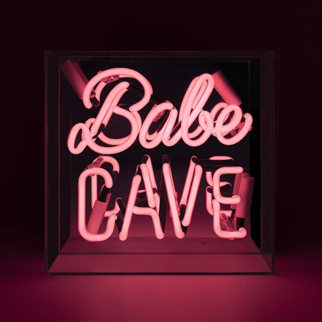 "Babe Cave" Glas Neon Box - TOM NEON