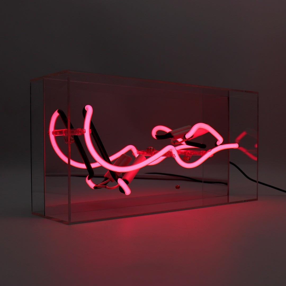 "HUB (Arabic Love)" Glas Neon Box - TOM NEON