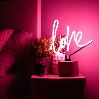 "Love" Glas Stand-Neon - TOM NEON
