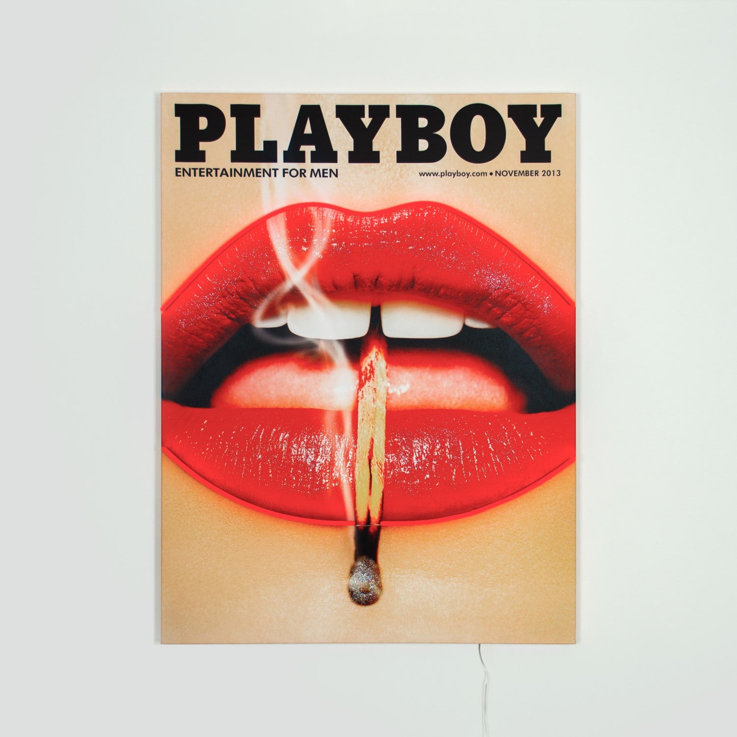 "Match Cover" LED Neon Playboy Edition