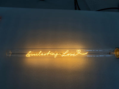 „Everlasting Love“ Deko-Leuchtröhre – Botschaftsleuchte